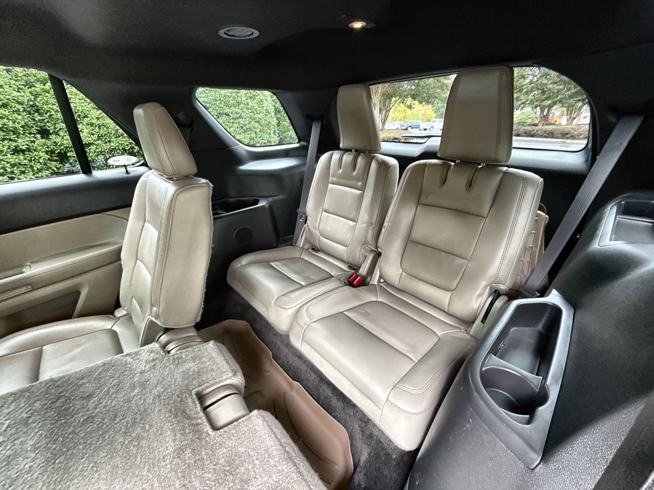 2015 Ford Explorer Limited photo 22