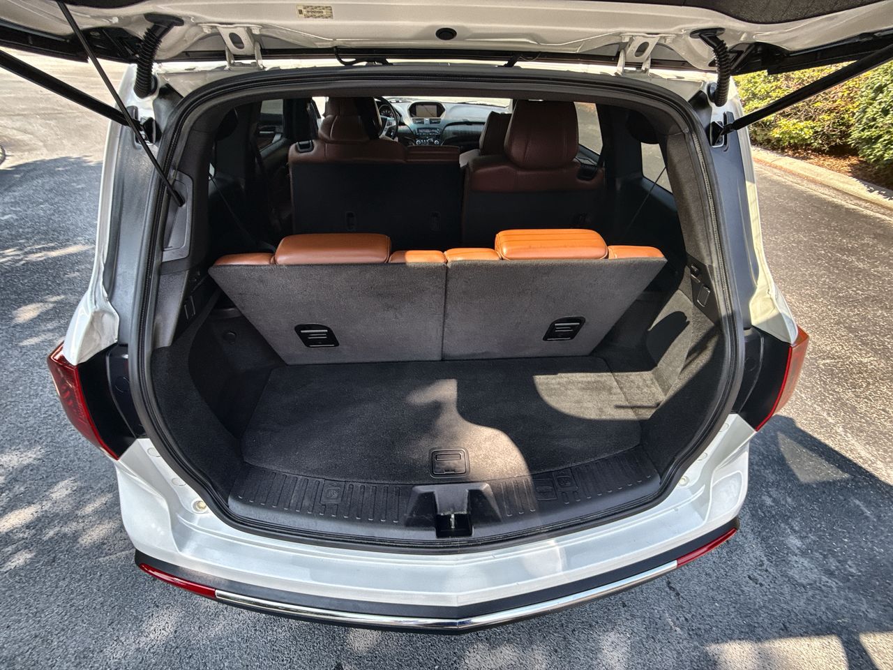 2012 Acura MDX Advance photo 24