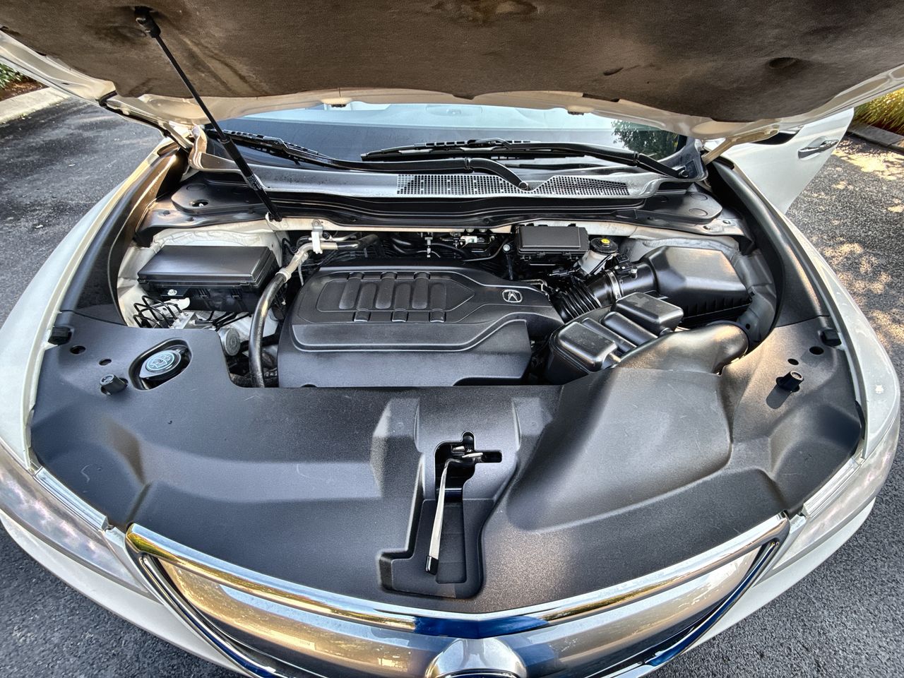 2015 Acura MDX Technology Entertainment photo 11