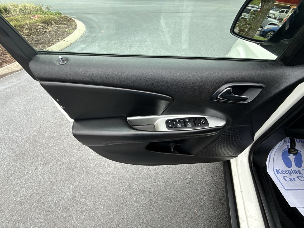 2012 Dodge Journey SXT photo 12