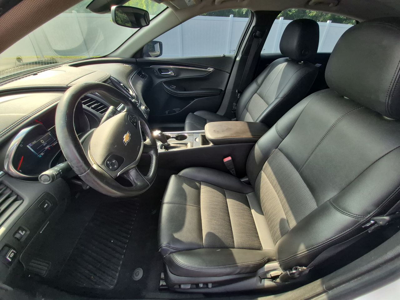 2018 Chevrolet Impala 1LT photo 12