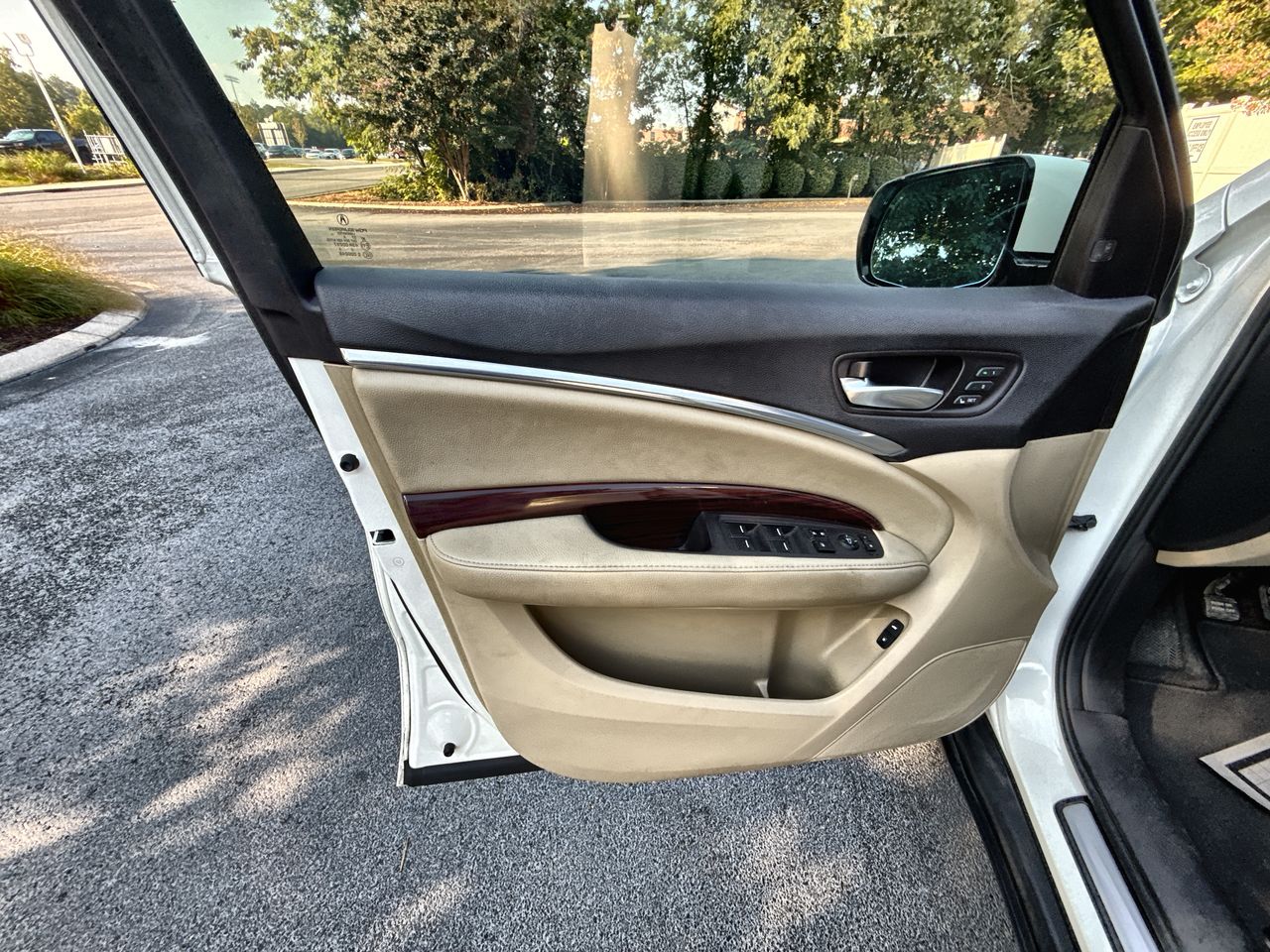 2015 Acura MDX Technology Entertainment photo 12