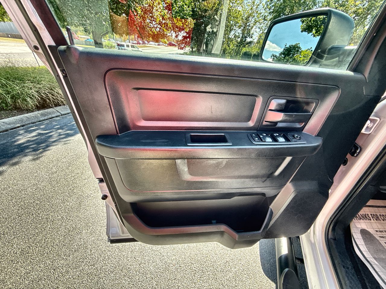 2018 Ram 1500 Express photo 12