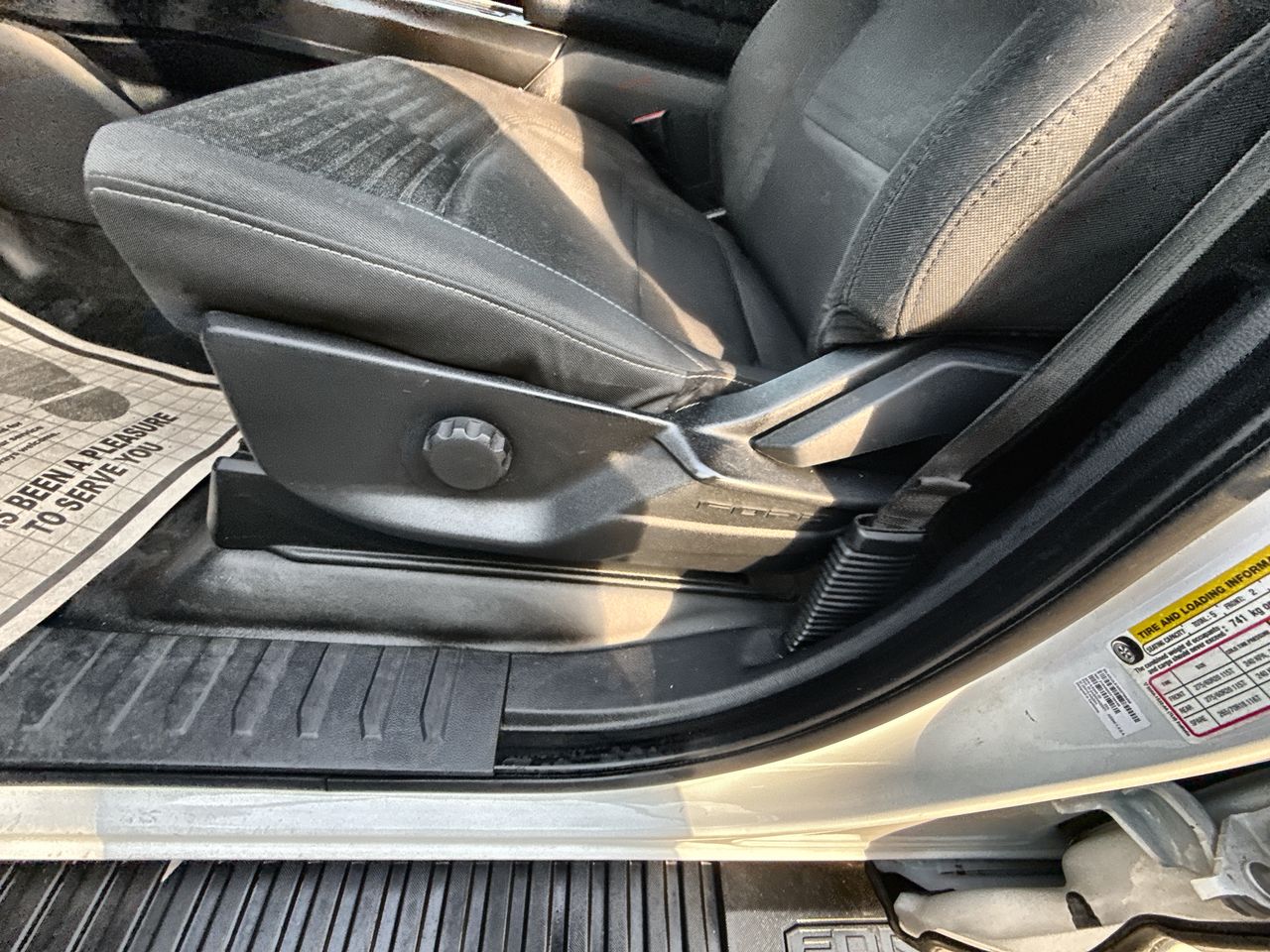 2022 Ford F-150 XL photo 12