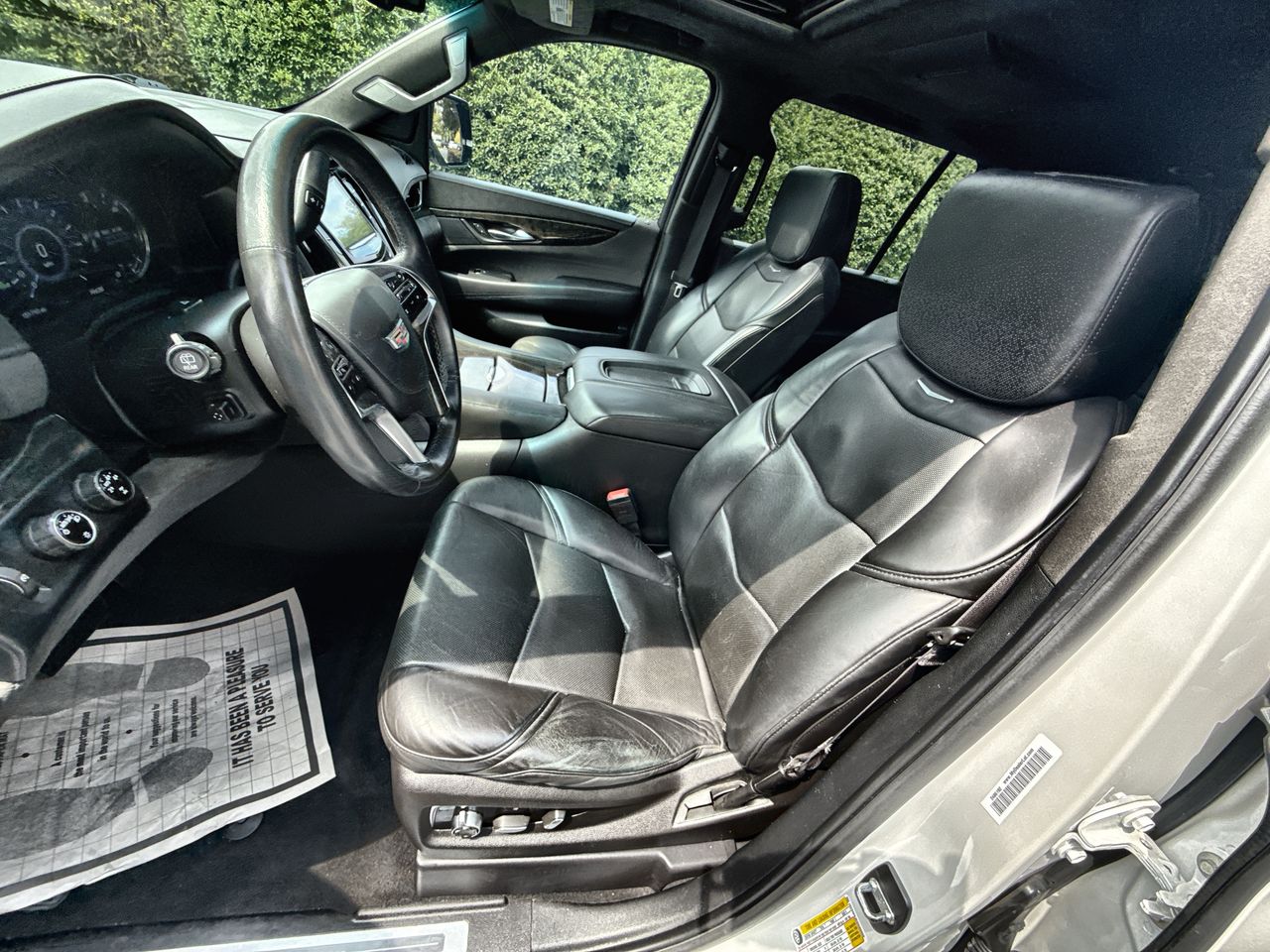 2016 Cadillac Escalade ESV Platinum photo 14