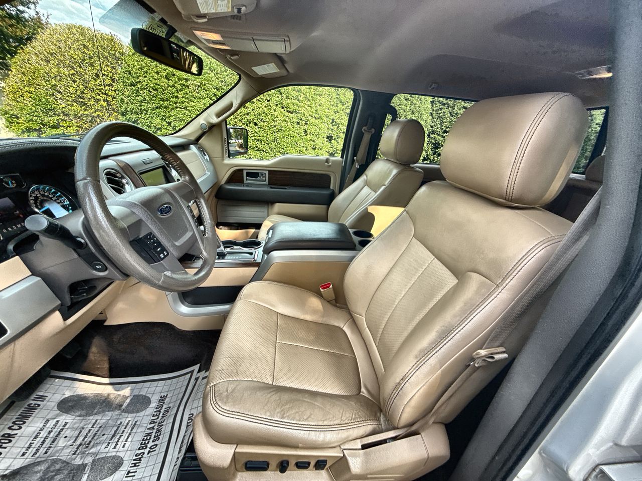 2014 Ford F-150 Lariat photo 14
