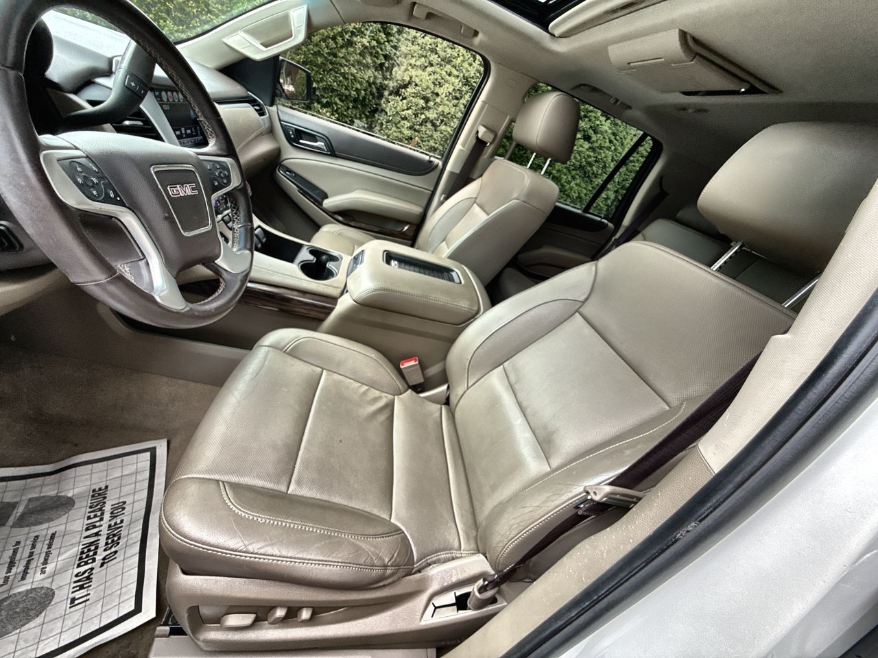 2017 Gmc Yukon SLT photo 14