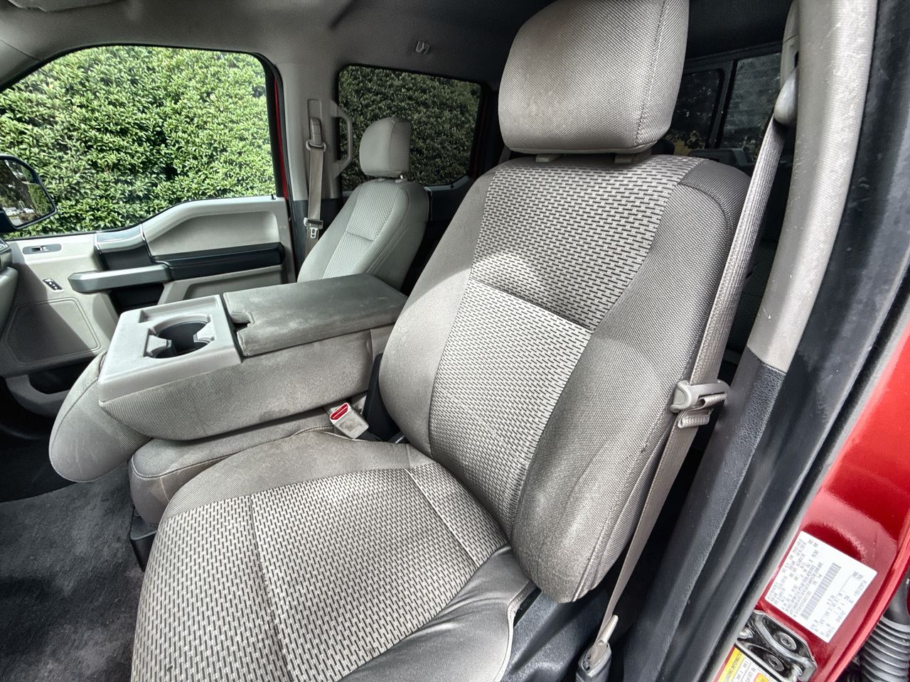 2016 Ford F-150 XLT photo 14