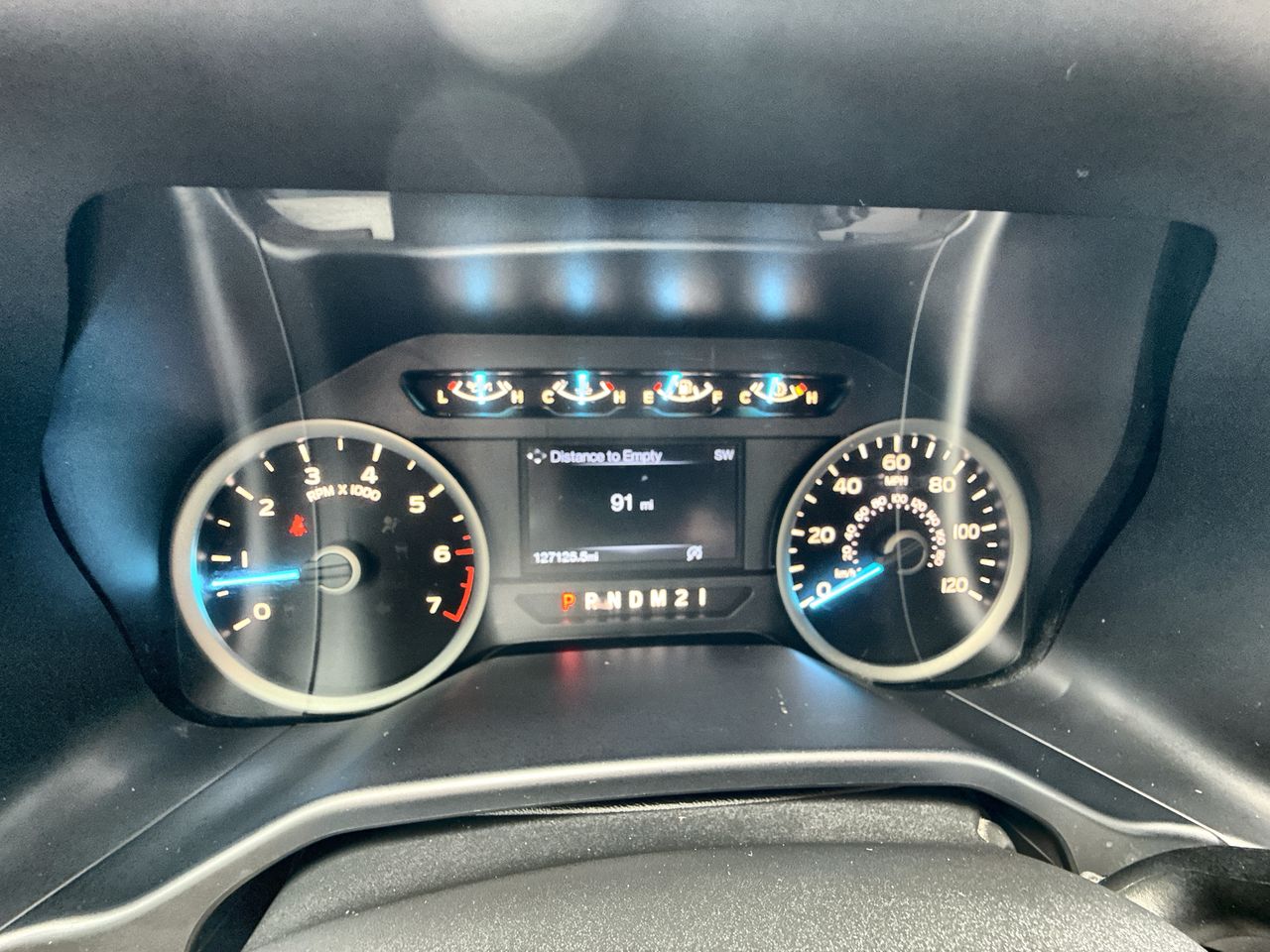 2016 Ford F-150 XLT photo 16