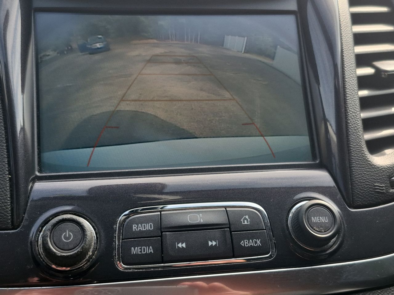 2018 Chevrolet Impala 1LT photo 15