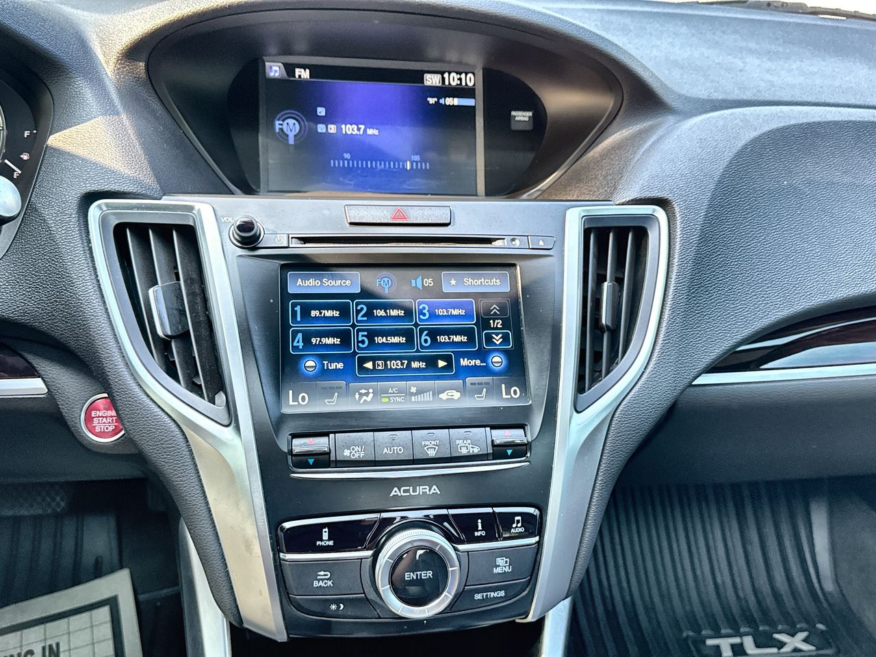 2016 Acura TLX Base photo 17