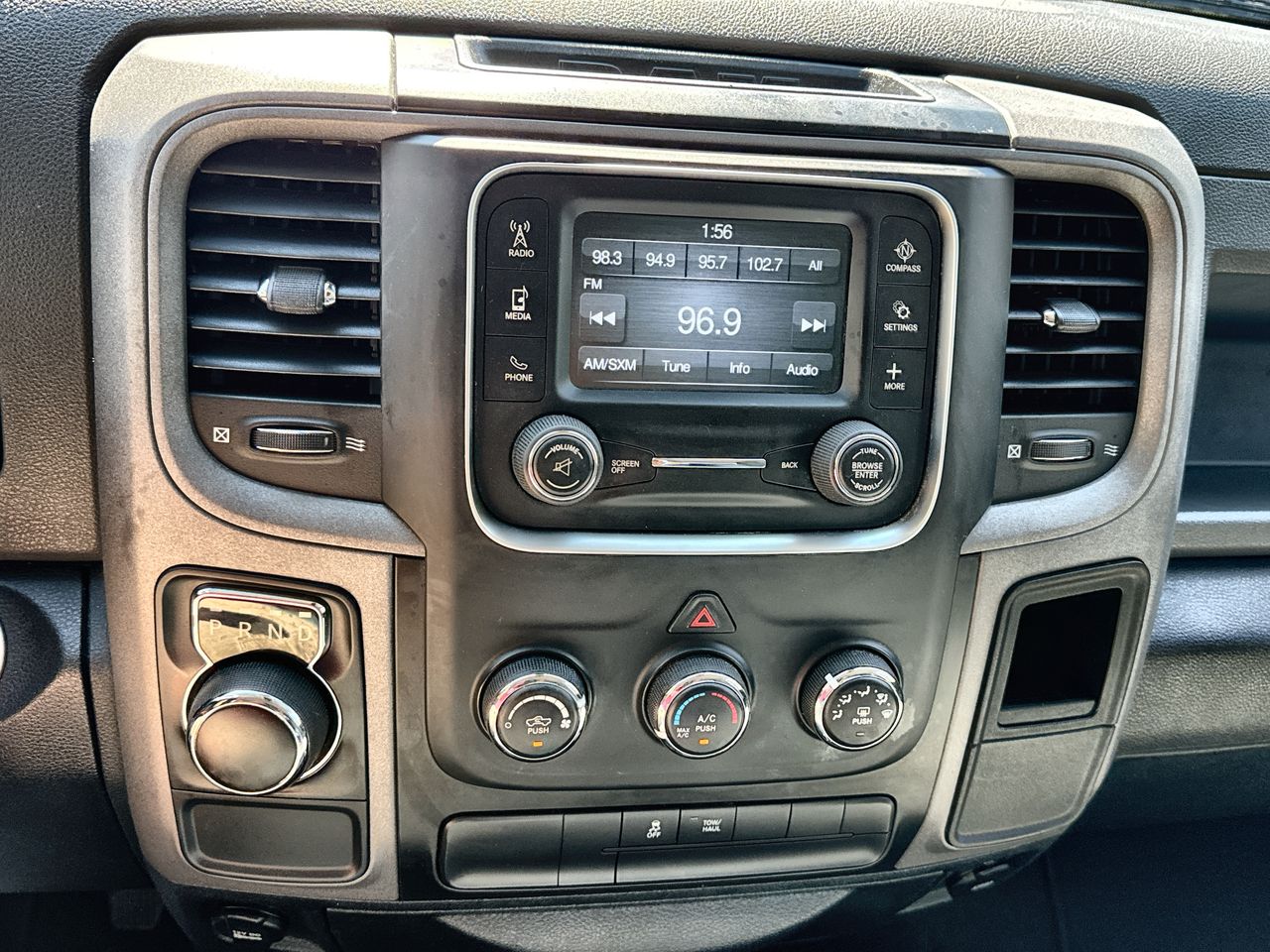 2018 Ram 1500 Express photo 16