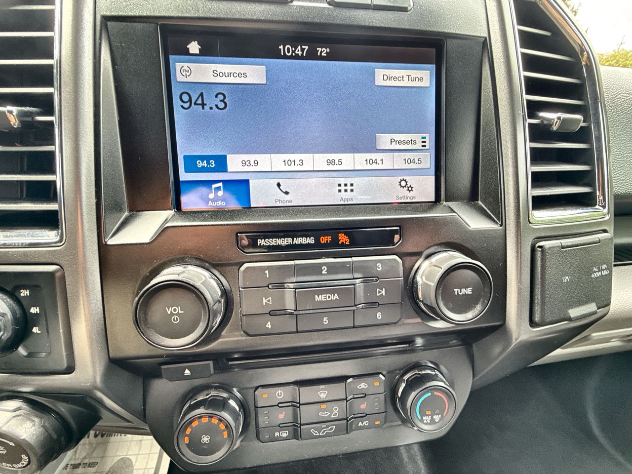 2016 Ford F-150 XLT photo 17