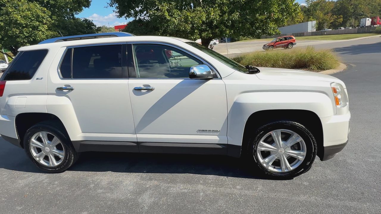 2016 Gmc Terrain SLT photo 2