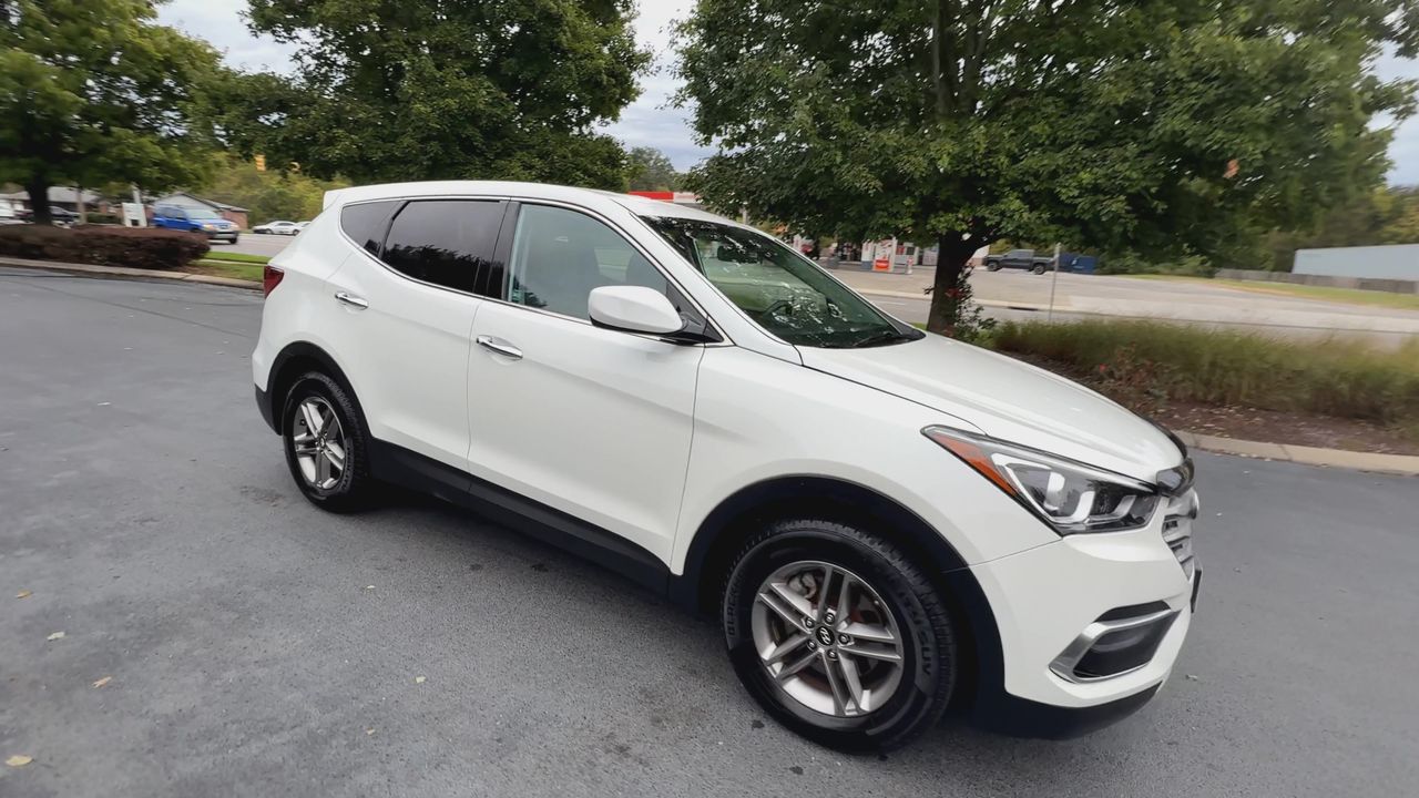 2017 Hyundai Santa Fe Sport Base photo 2
