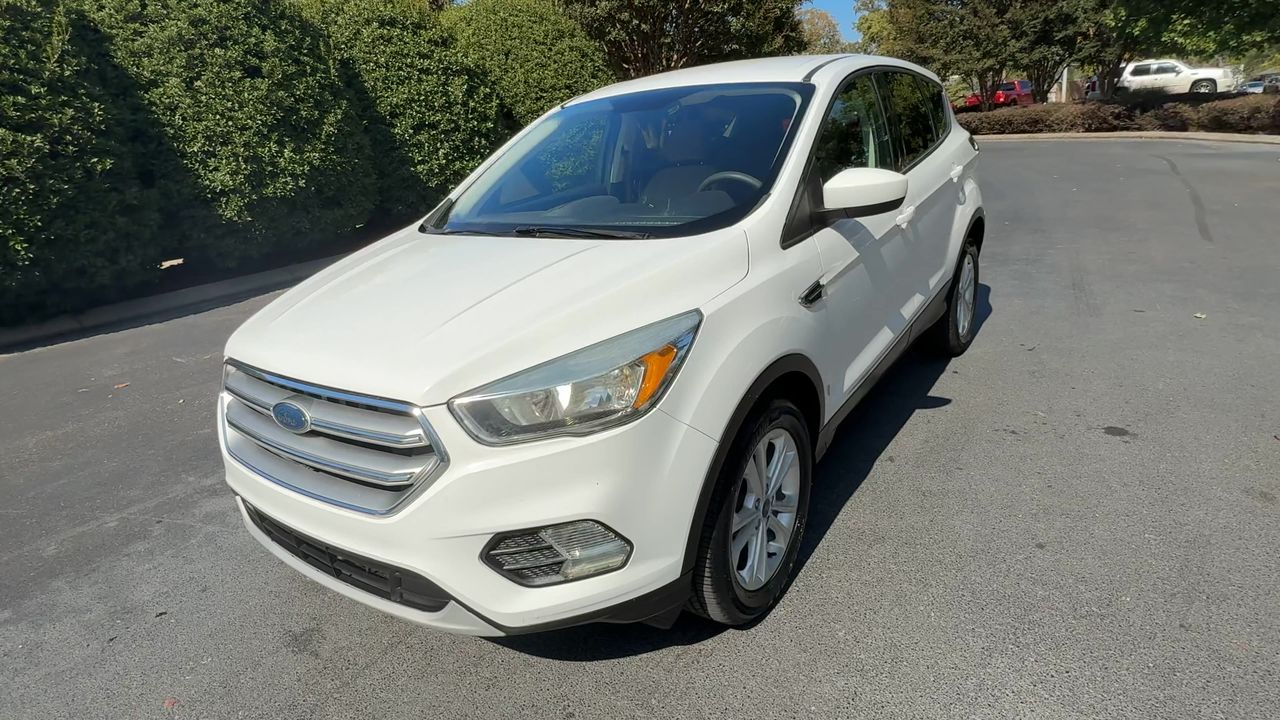 2017 Ford Escape SE photo 4