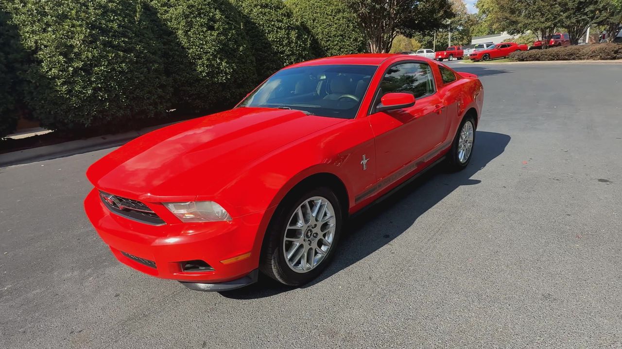 2012 Ford Mustang V6 Premium photo 4