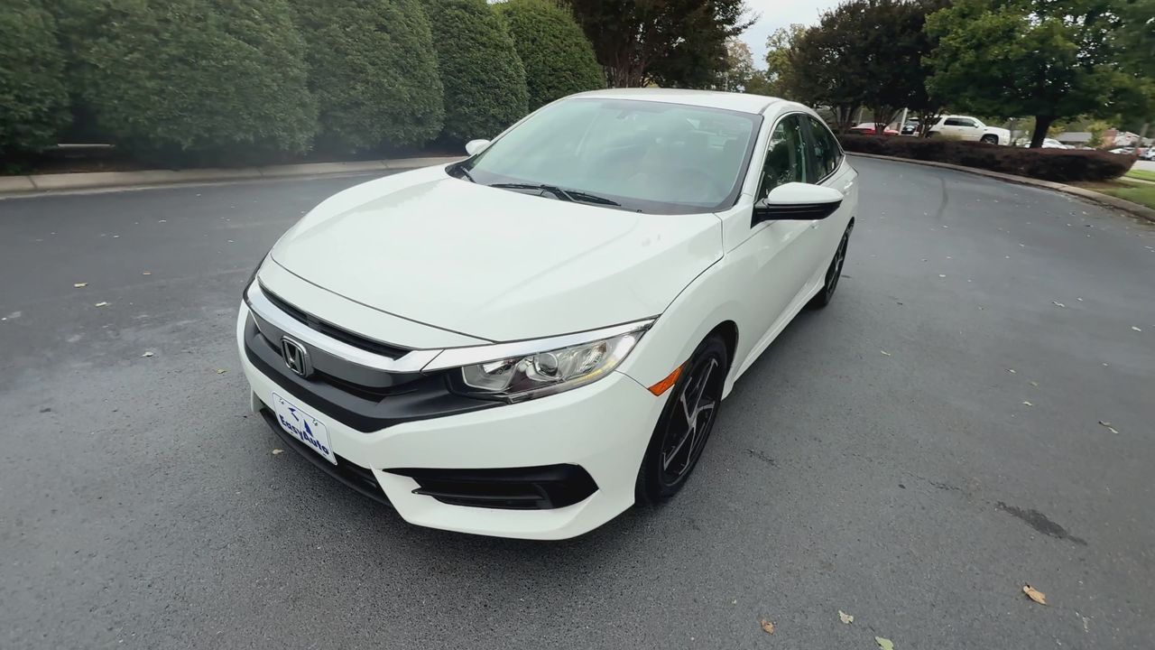 2017 Honda Civic LX photo 4