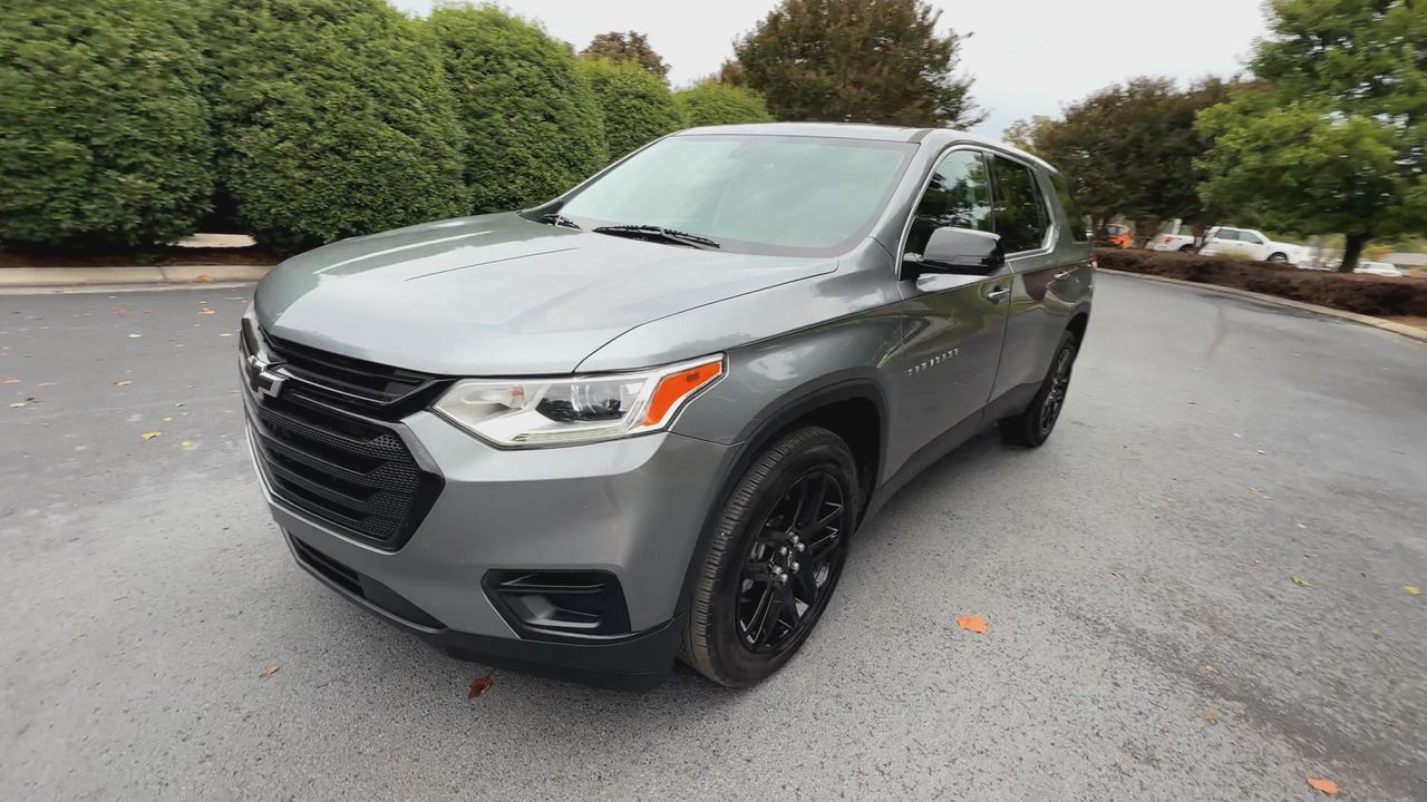 2020 Chevrolet Traverse LS photo 4