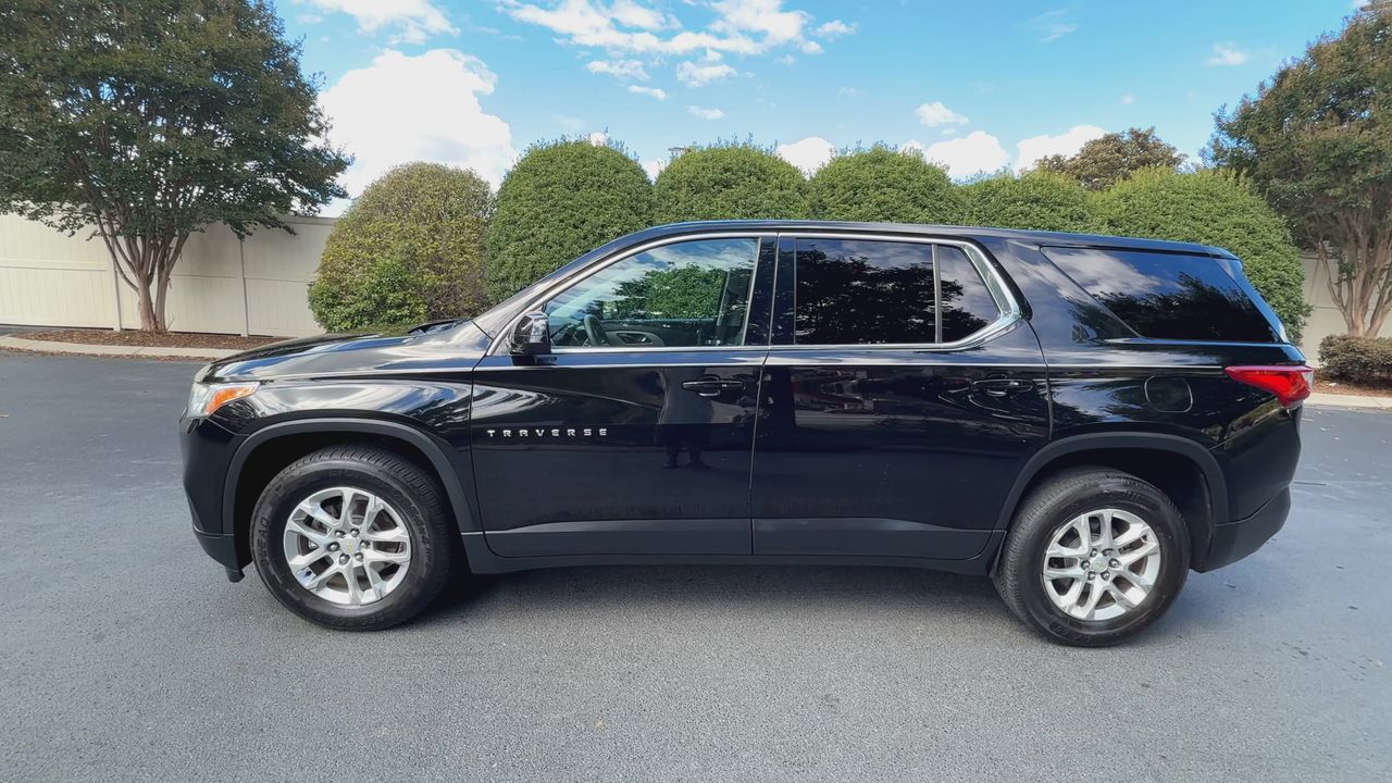 2019 Chevrolet Traverse LS photo 5