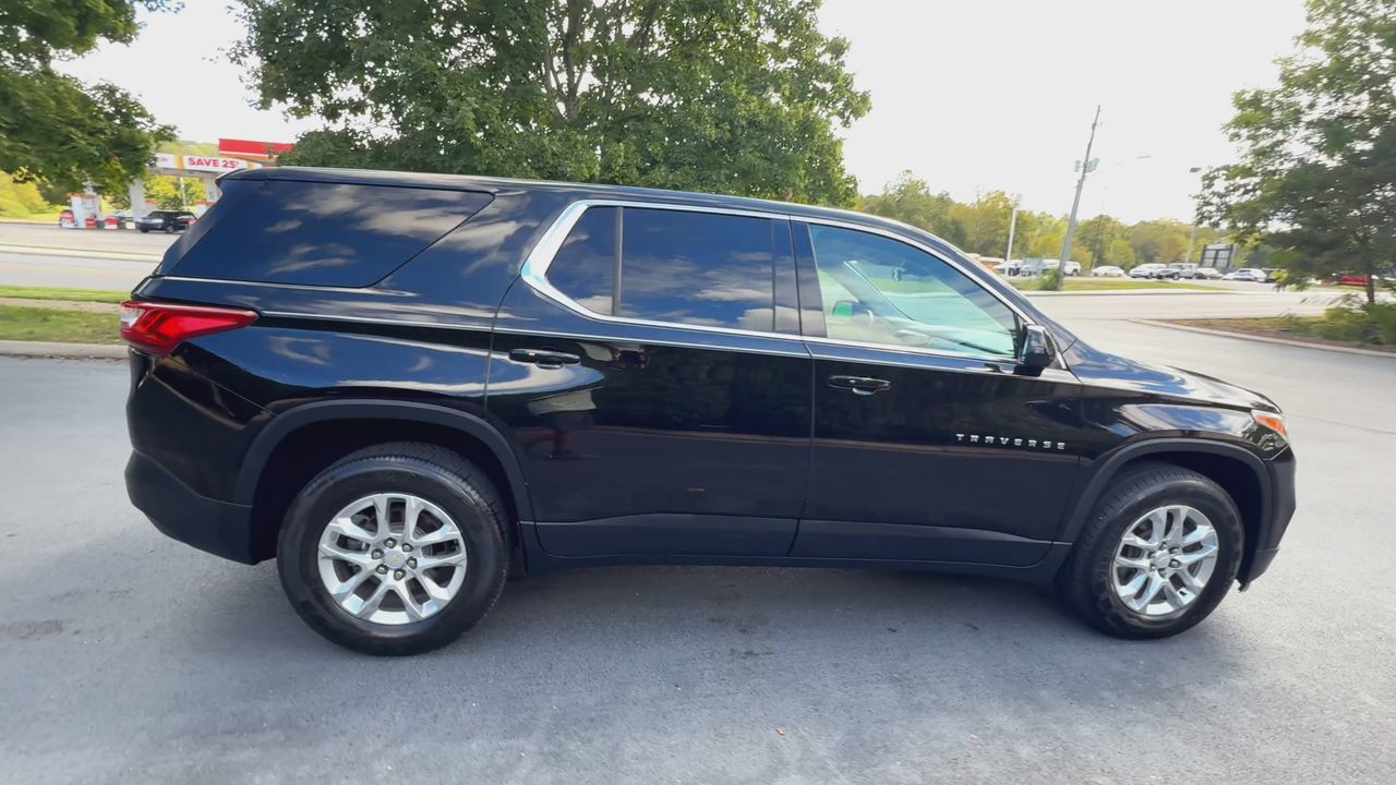 2019 Chevrolet Traverse LS photo 9
