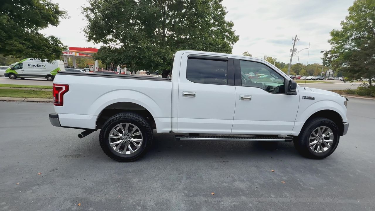 2017 Ford F-150 XLT photo 9