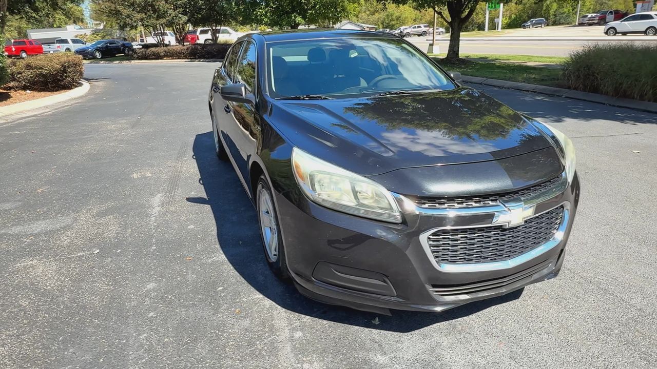 2015 Chevrolet Malibu LS photo 2