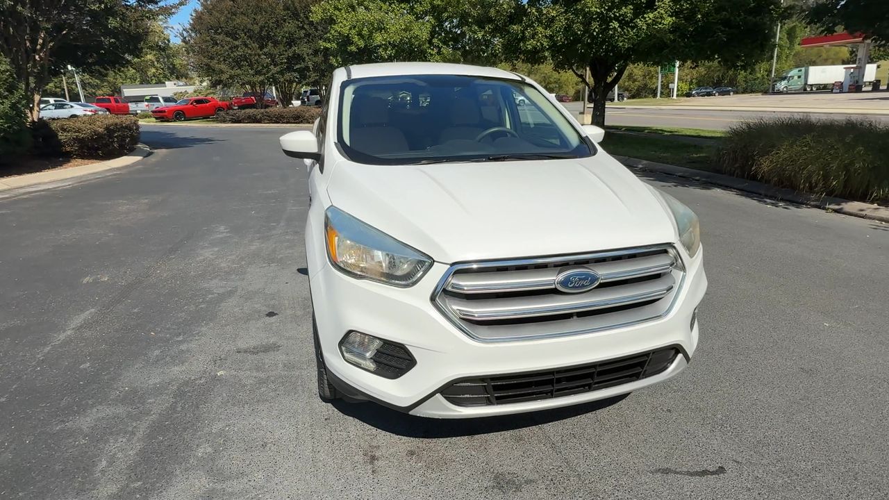 2017 Ford Escape SE photo 3