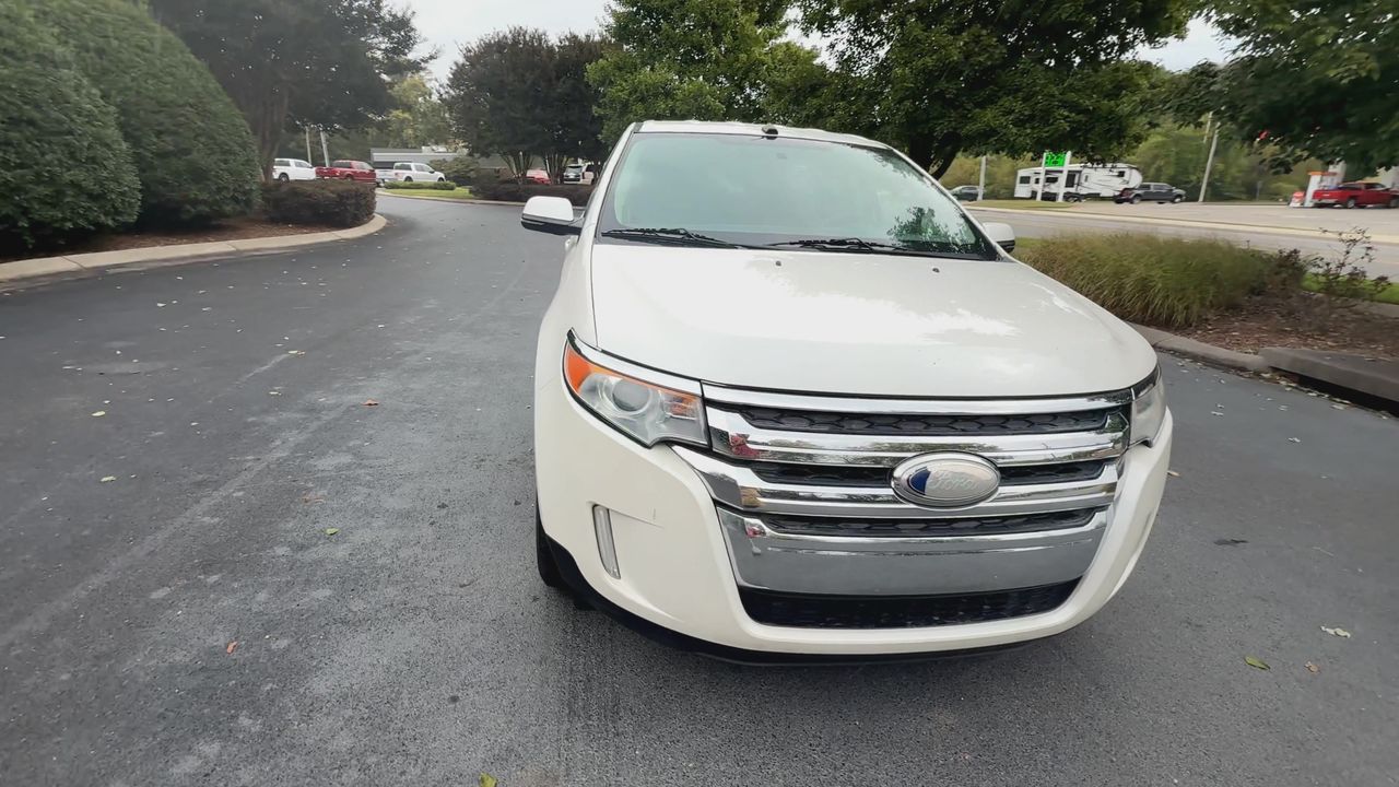 2013 Ford Edge SEL photo 3