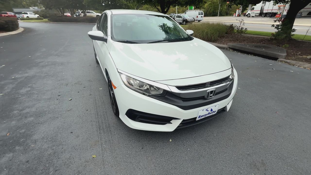 2017 Honda Civic LX photo 3