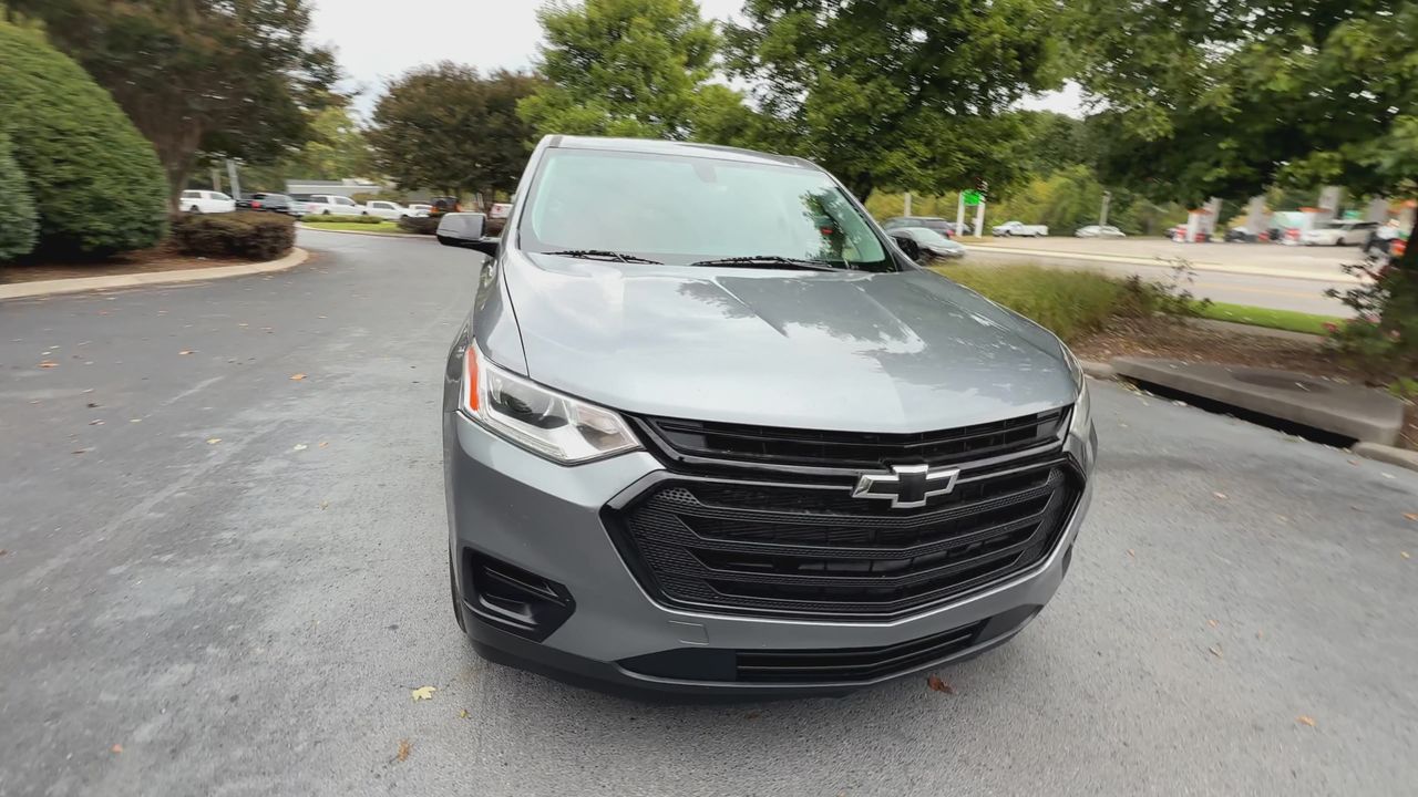 2020 Chevrolet Traverse LS photo 3