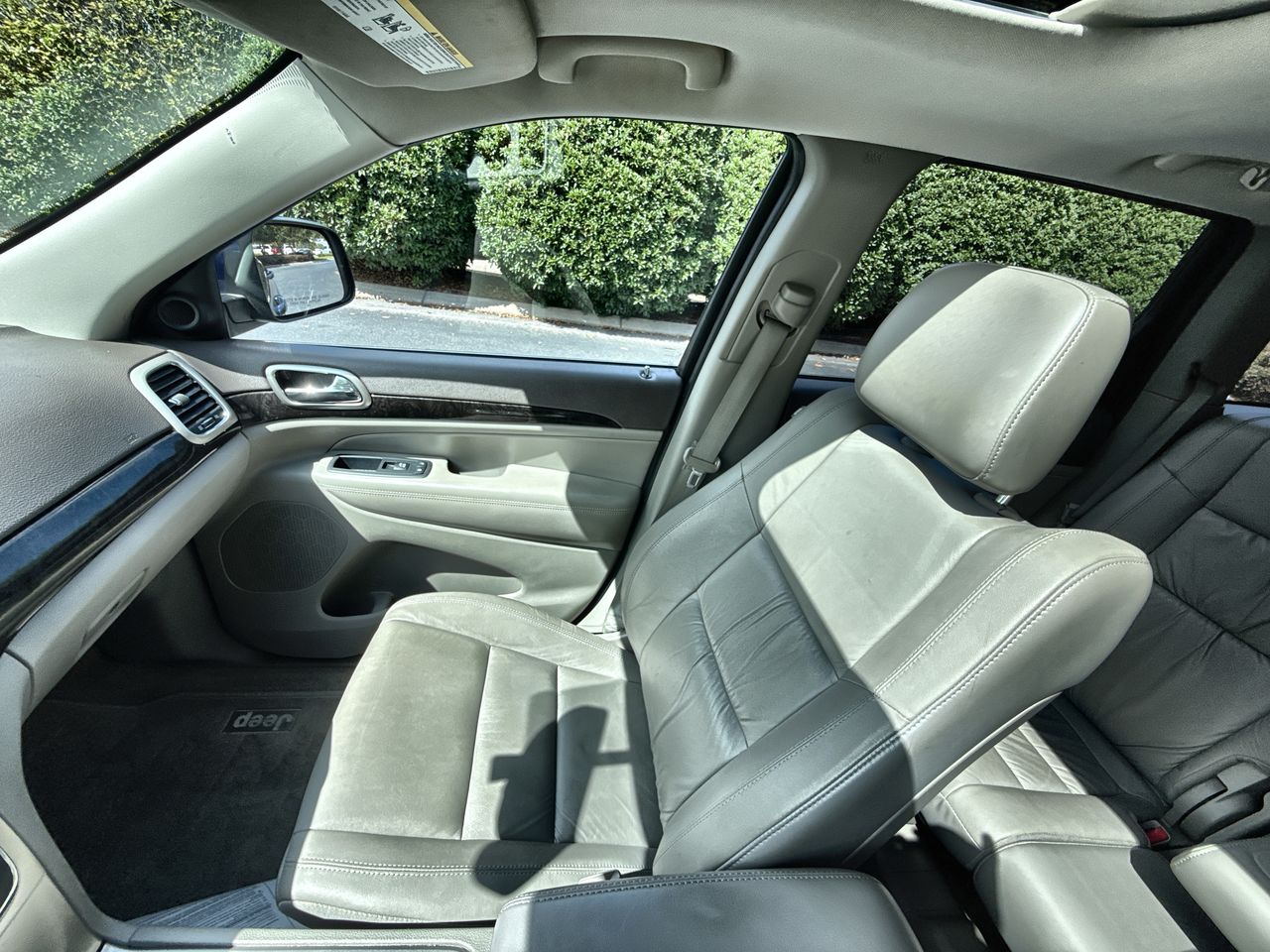 2013 Jeep Grand Cherokee Laredo photo 19