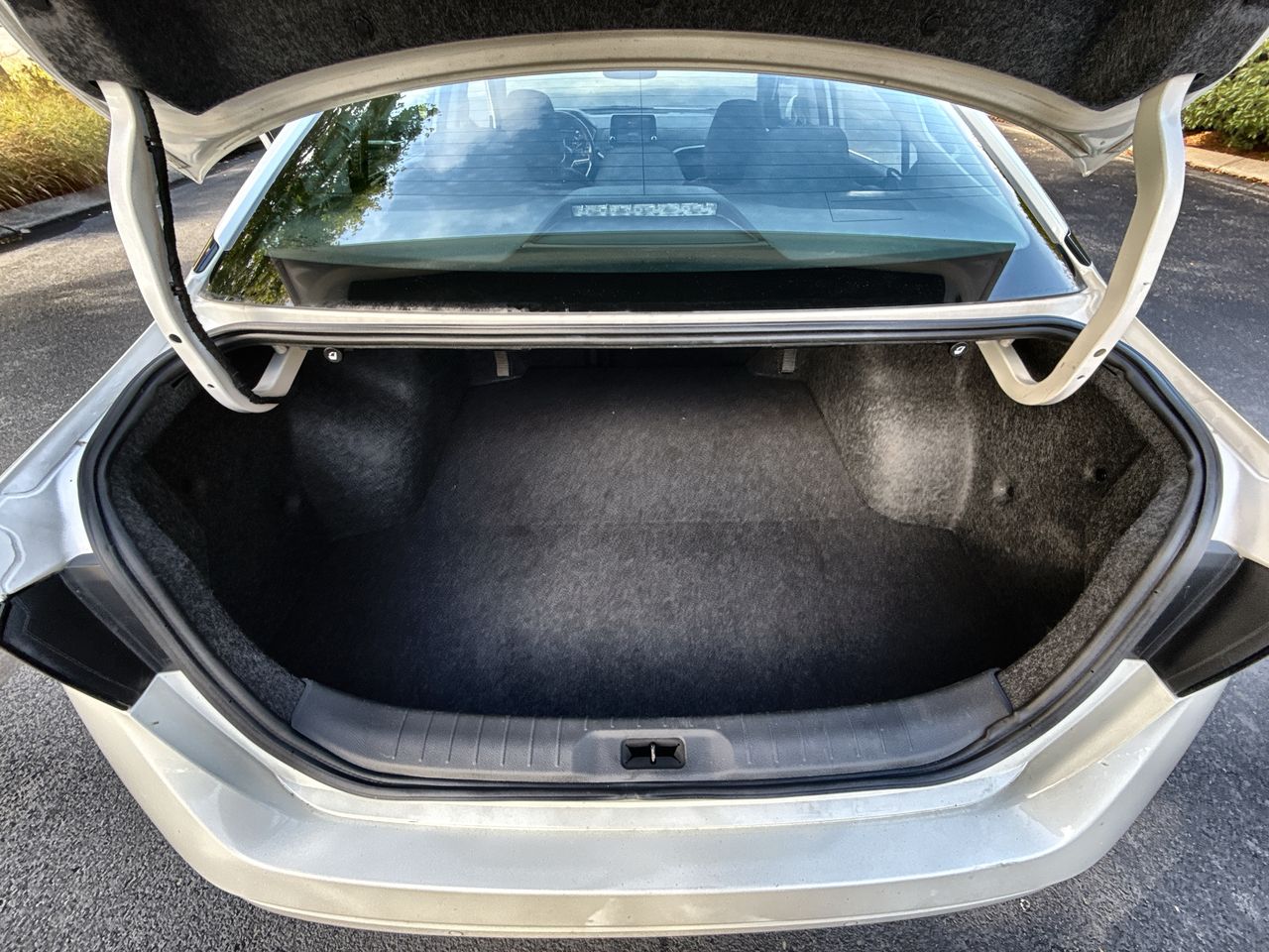2019 Nissan Altima 2.5 SV photo 22