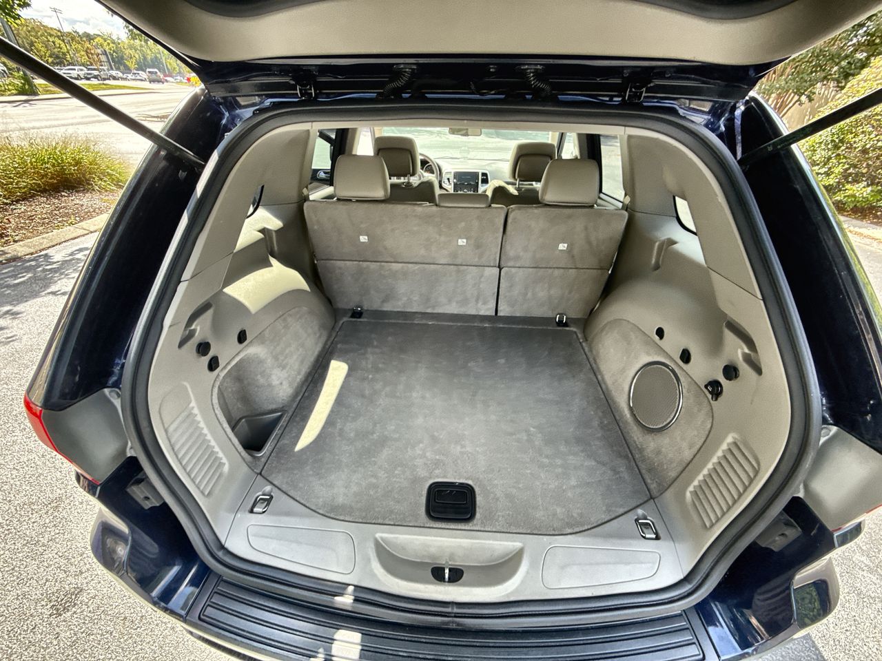 2013 Jeep Grand Cherokee Laredo photo 21