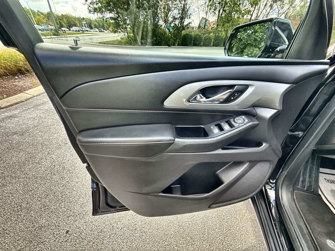 2019 Chevrolet Traverse LS photo 12