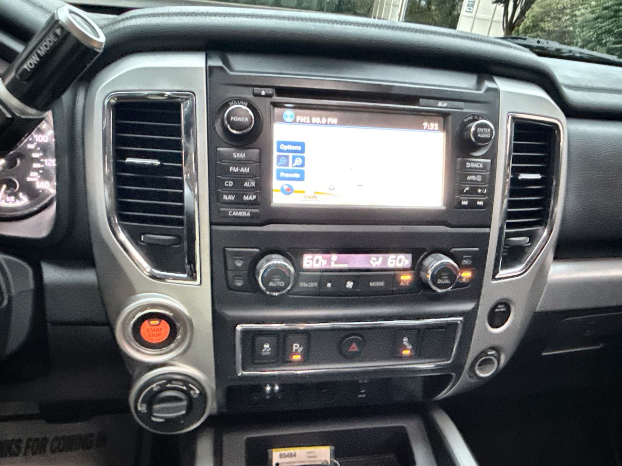 2017 Nissan Titan PRO-4X photo 17