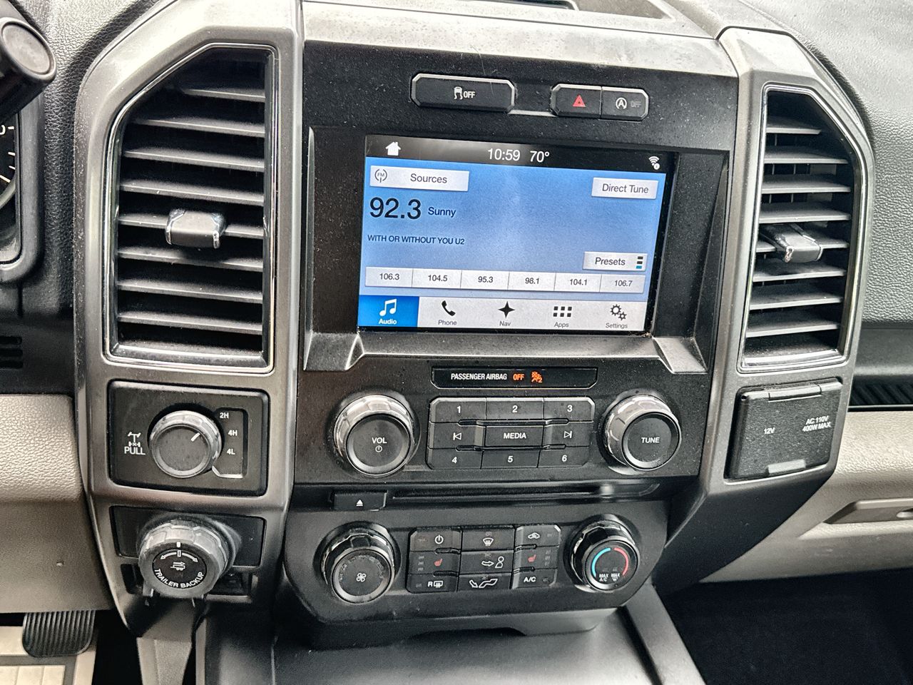 2017 Ford F-150 XLT photo 16