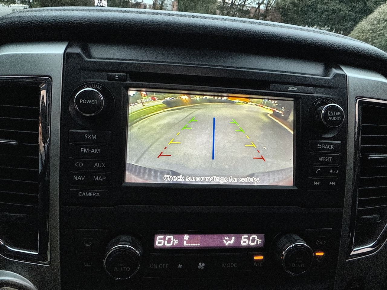 2017 Nissan Titan PRO-4X photo 18