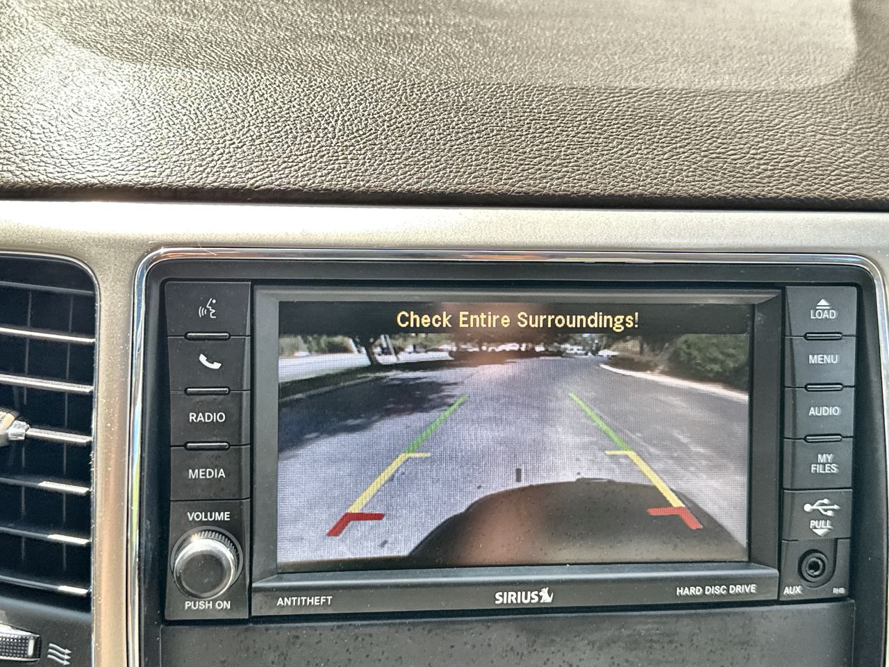 2013 Jeep Grand Cherokee Laredo photo 17