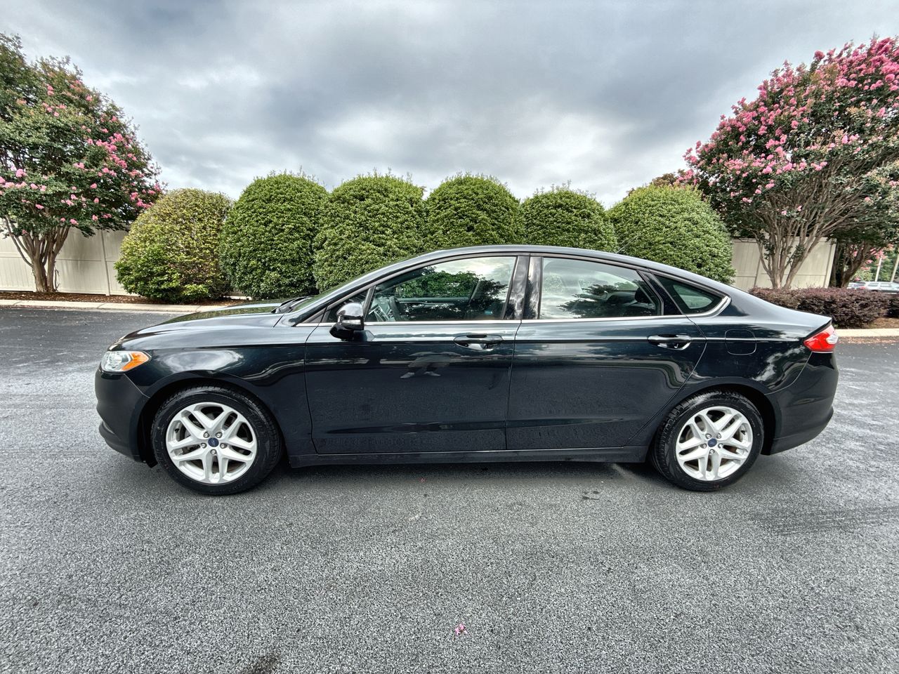 2014 Ford Fusion SE's photo