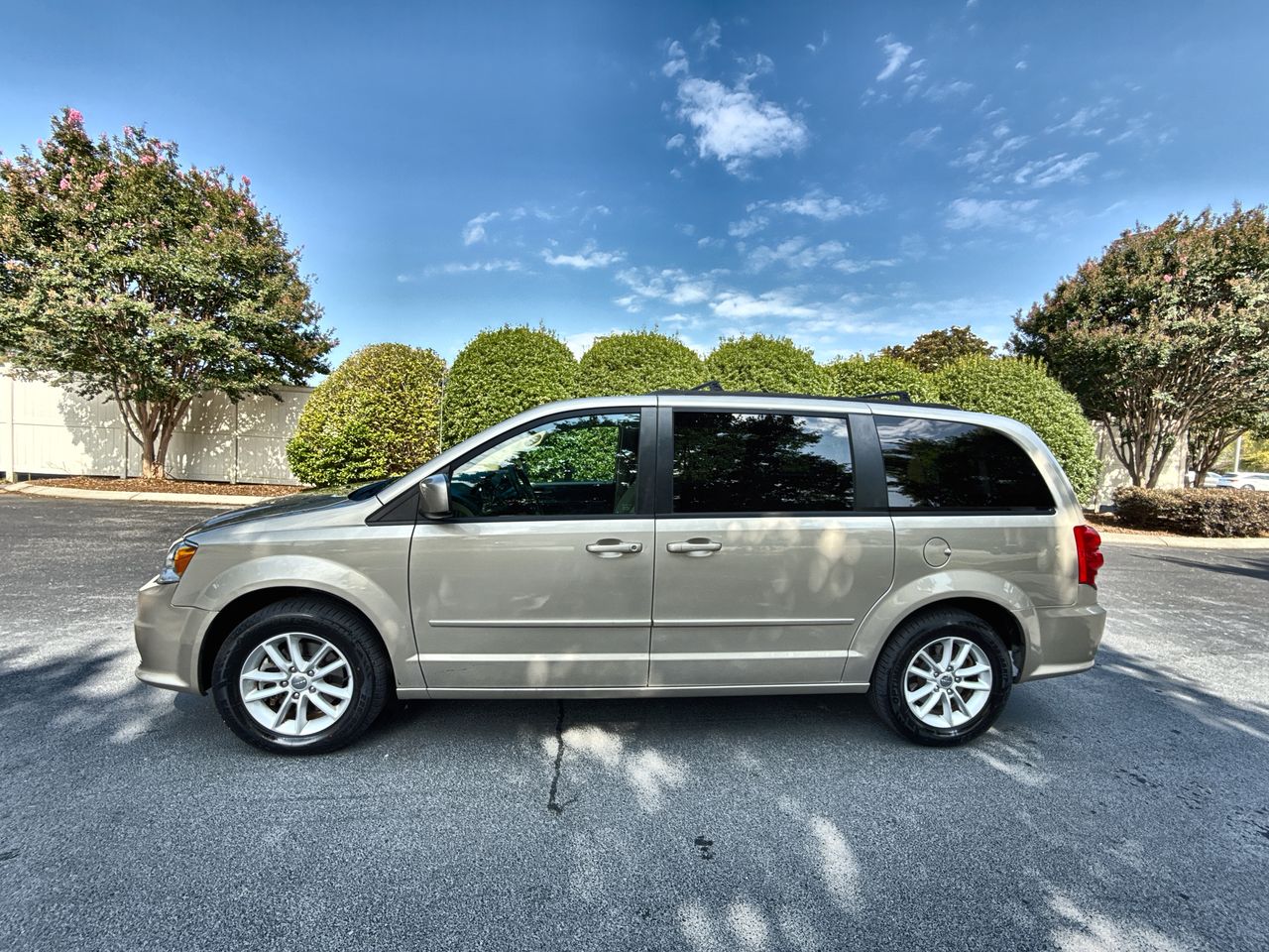 2015 Dodge Grand Caravan SXT's photo