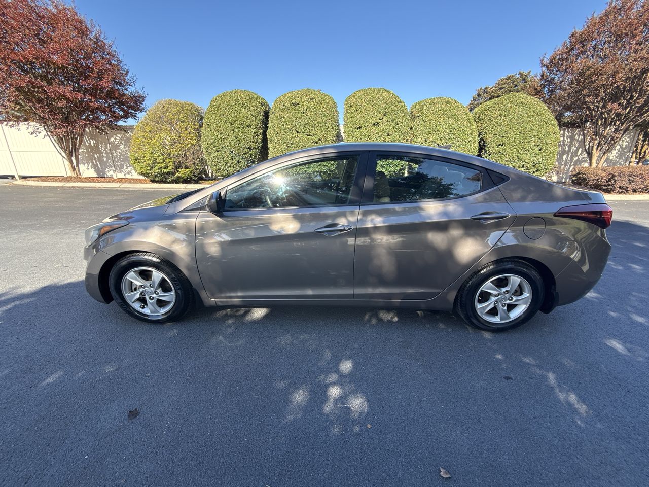 2014 Hyundai Elantra SE's photo