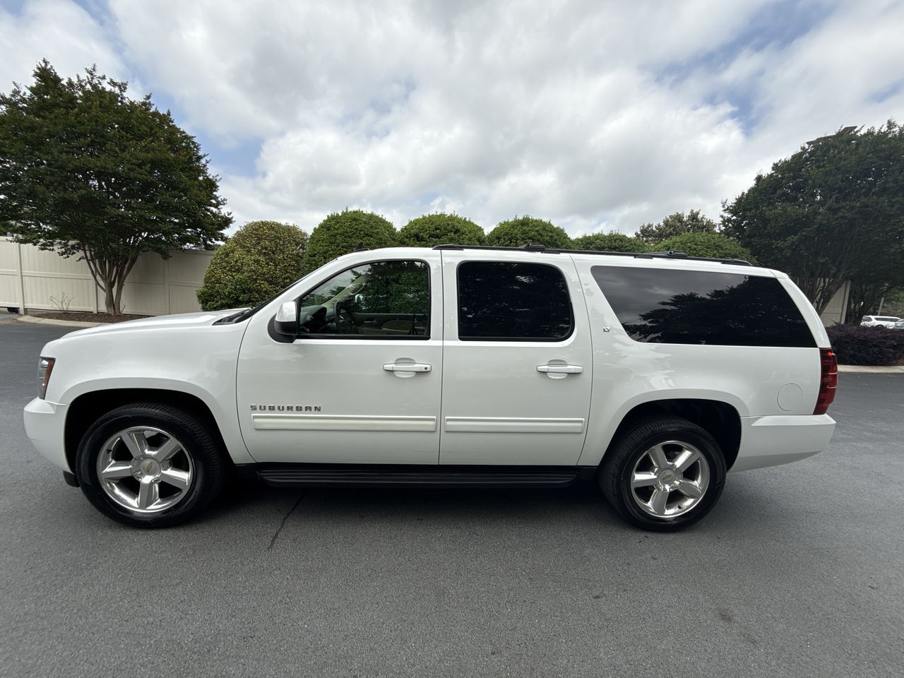 2013 Chevrolet Suburban LT