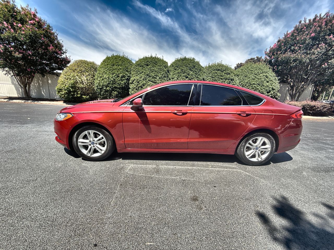 2018 Ford Fusion SE's photo