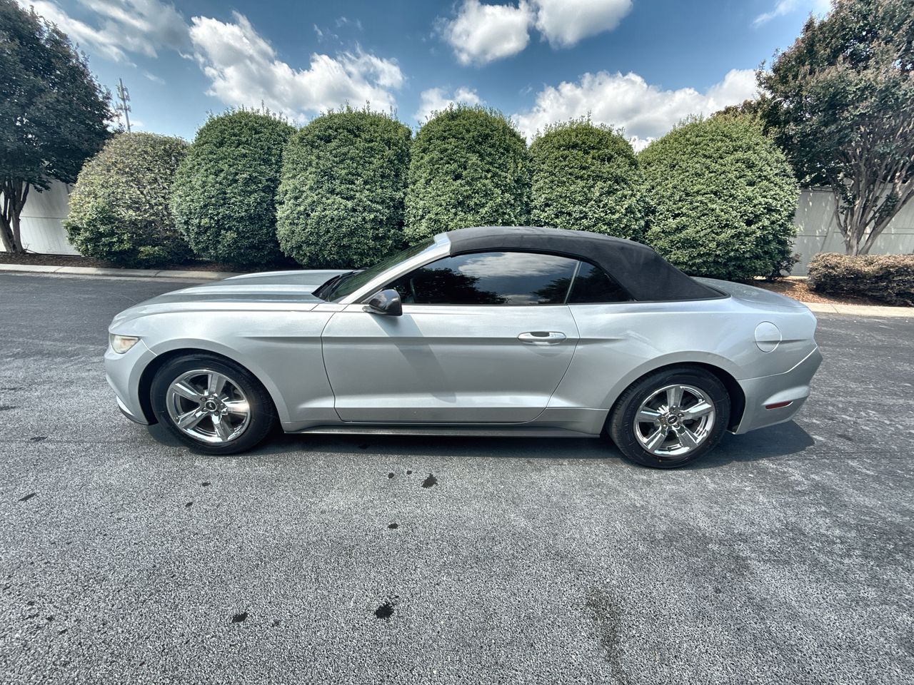2015 Ford Mustang V6's photo