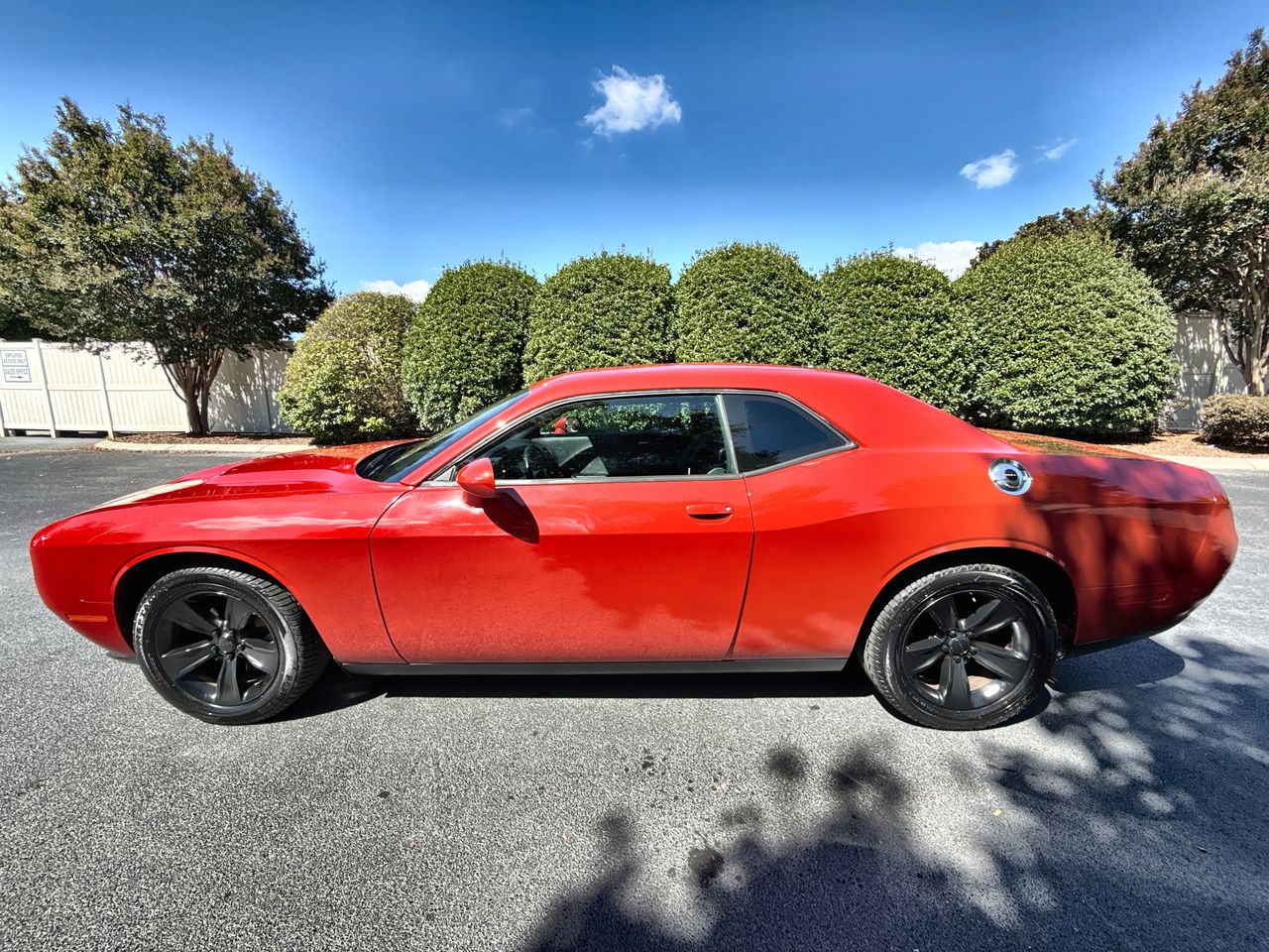 2015 Dodge Challenger SXT's photo