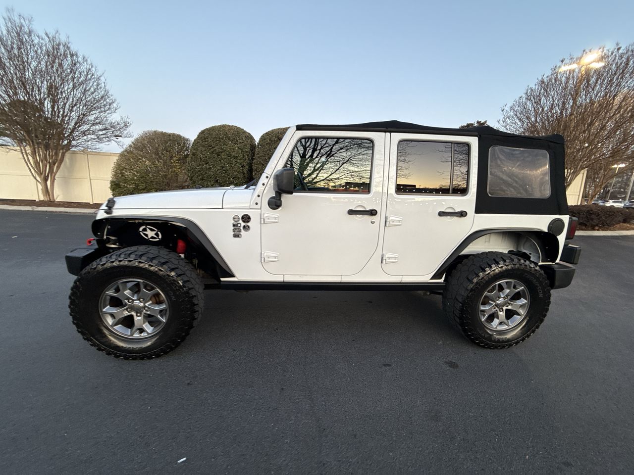 2016 Jeep Wrangler Unlimited Willys Wheeler's photo