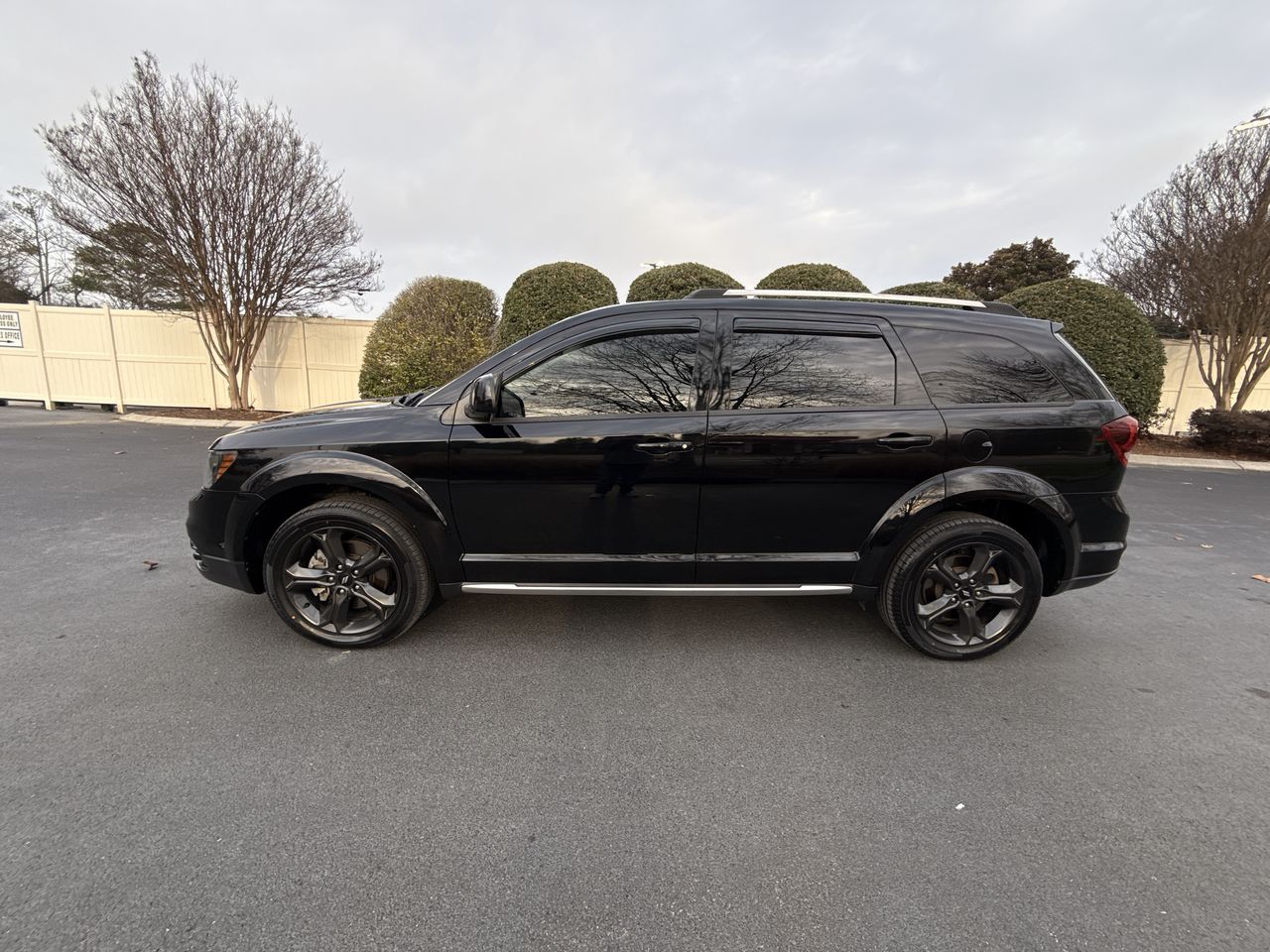 2018 Dodge Journey Crossroad's photo