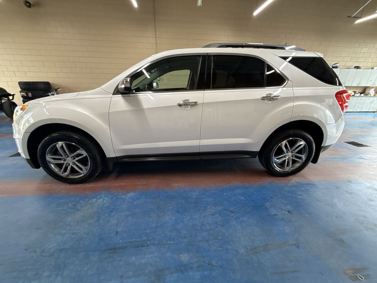 2017 Chevrolet Equinox Premier's photo