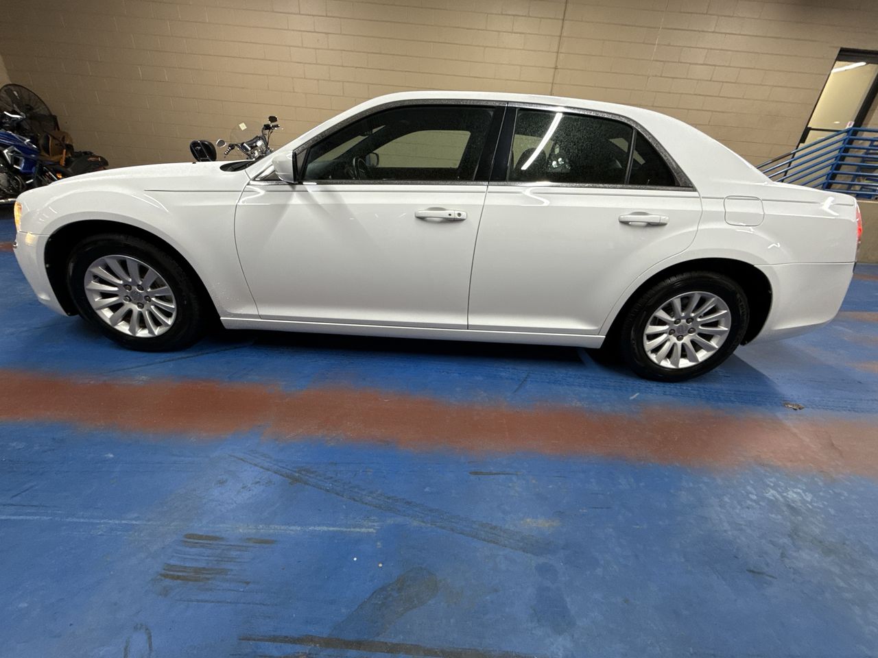2013 Chrysler 300 Base's photo